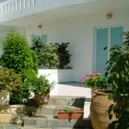 Julia * Ρέθυμνο